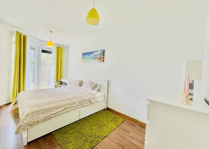 Apartmán Bronowice Art Garden - Cozy Apartment With Garden And Parking