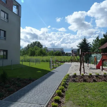 Apartament Bronowice Art Garden - Free Parking And Private Terrace Kraków