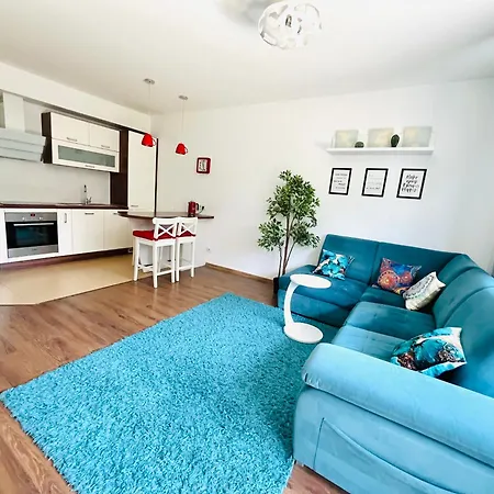 Bronowice Art Garden - Cozy Apartment With Garden And Parking Cracóvia