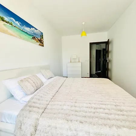 Bronowice Blue - Homey With Garden And Parking 아파트 크라쿠프